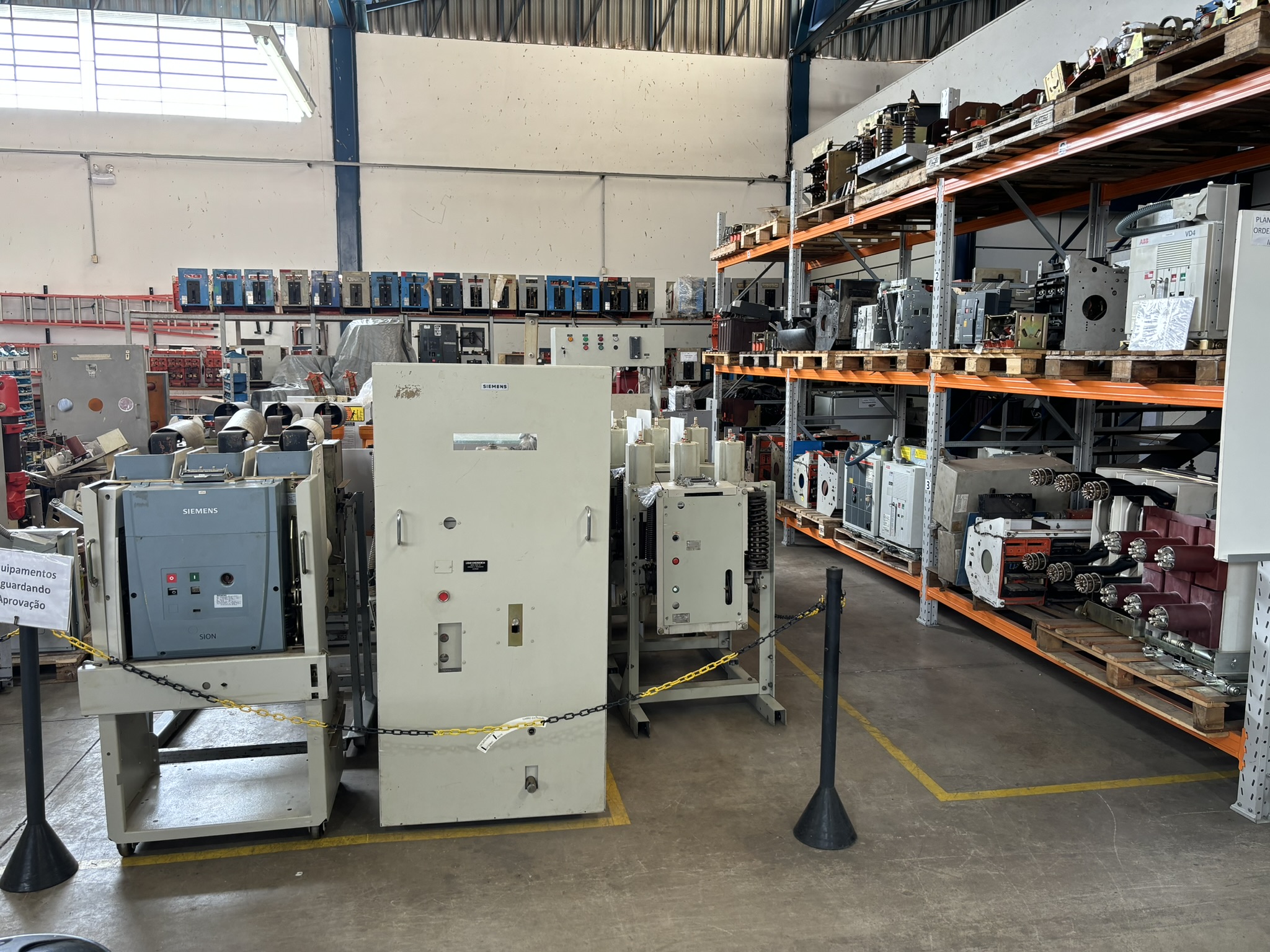 Manutenção de Disjuntores Siemens